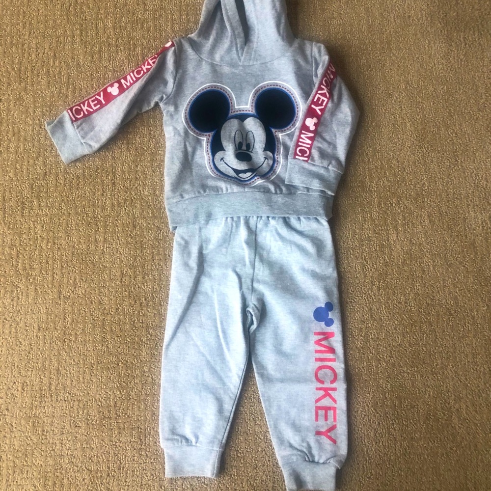 NWOT Mickey Mouse Outfit